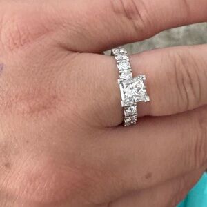 2CT T.W. Diamond ENGAGEMENT RING in 18k